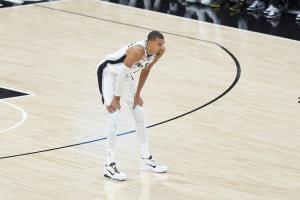 德国vs科特迪瓦-9-Windhorst：若文班亚马G3拼命打马刺还有戏 今天他只拼了下半场