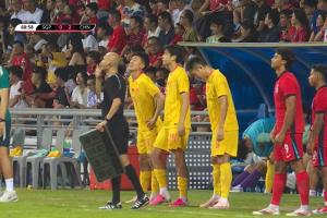 苏格兰vs摩洛哥-5-国足再换三人：上刘洋、王上源、朱鹏宇，下毛伟杰、塞鸟、张玉宁