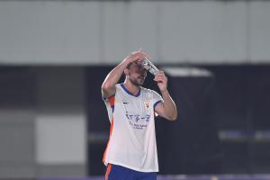 世界杯_克罗地亚vs加纳-泽卡戴帽！泰山5-0广西恒宸晋级16强 陈蒲李小恒破门王大雷献助攻