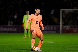 瑞士vs加掌大-世体：巴萨预计周一至周二宣布滕森续约，球员将于7月1日签合同