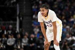 卡尔谈夏联全胜：我们的化学反应极佳 大家配合得天衣无缝