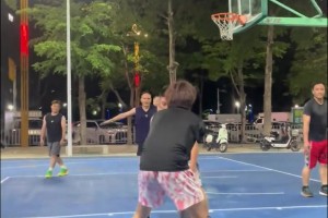 火爆小九网站低调看直播