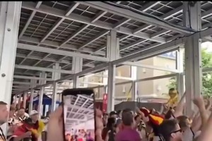 最新哥伦比亚对阵刚果民主共和国在线观看