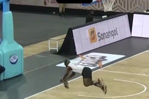 今日乐球高清在线观看